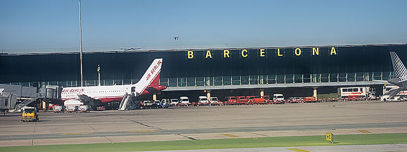 АЕРОПОРТИ   У Каталонії 4 міжнародні аеропорти, по одному на провінцію
