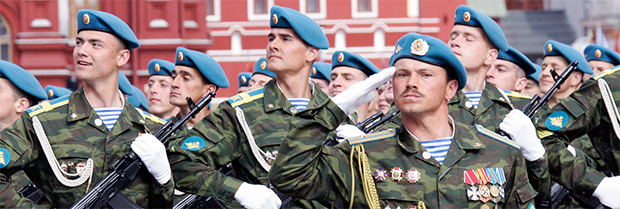 Самий чоловіче свято, День захисника Вітчизни, в Росії відзначають 23 лютого
