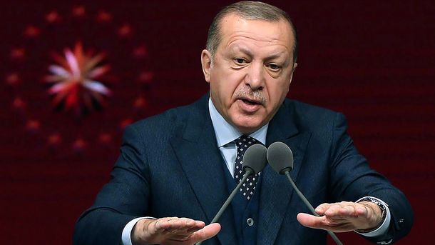 21 грудня 2017, 7:44 Переглядів:   Своїми антиєвропейськими та антинатівськими заявами президент Туреччини, по суті, задав тон черговий президентської виборчої кампанії   Реджеп Тайіп Ердоган