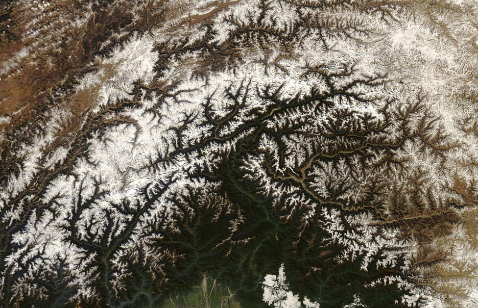 Безхмарне небо дозволило зробити чіткий знімок Тибету з супутника НАСА