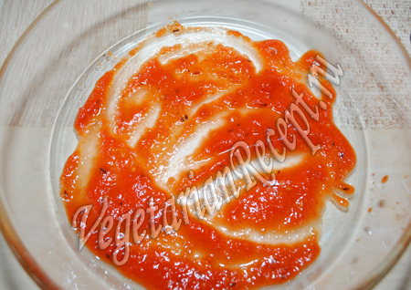 Шар томатного соусу