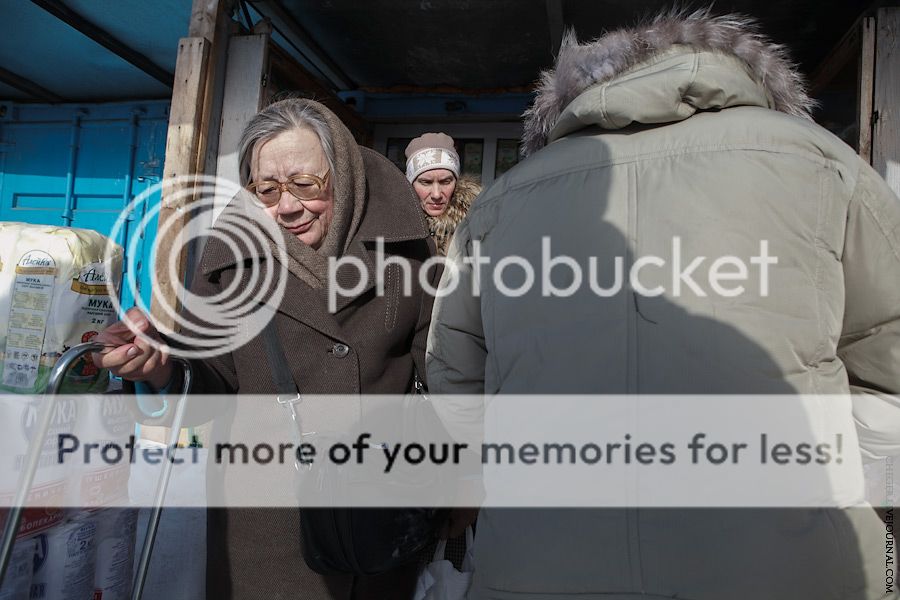 - особливості відкритої і прихованої фотозйомки   Під цими поняттями ми буде мати на увазі, як ви знімаєте сцену (як правило, з людьми) - приховуючи те, що ви їх знімаєте, чи ні