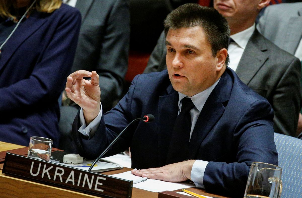 Глава МЗС заявив, що має діяти ефективний моніторинг щодо тих росіян, які прибувають в Україну і подорожувати