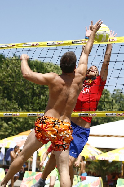 Турнір з волейболу є частиною літньої кампанії Каменіці Фреш