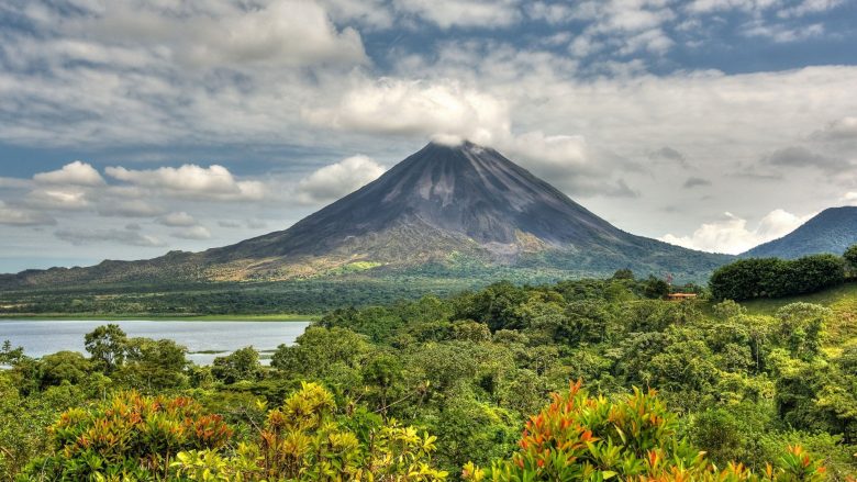 Круглий рік Коста-Ріка наповнена сонячними днями