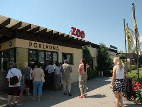Зоопарк в місті Двур Кралове (Фото: Архів зоопарку)   Зоопарк в місті Двур Кралове спеціалізується на африканських тварин, найбільш відомий сезонним сафарі
