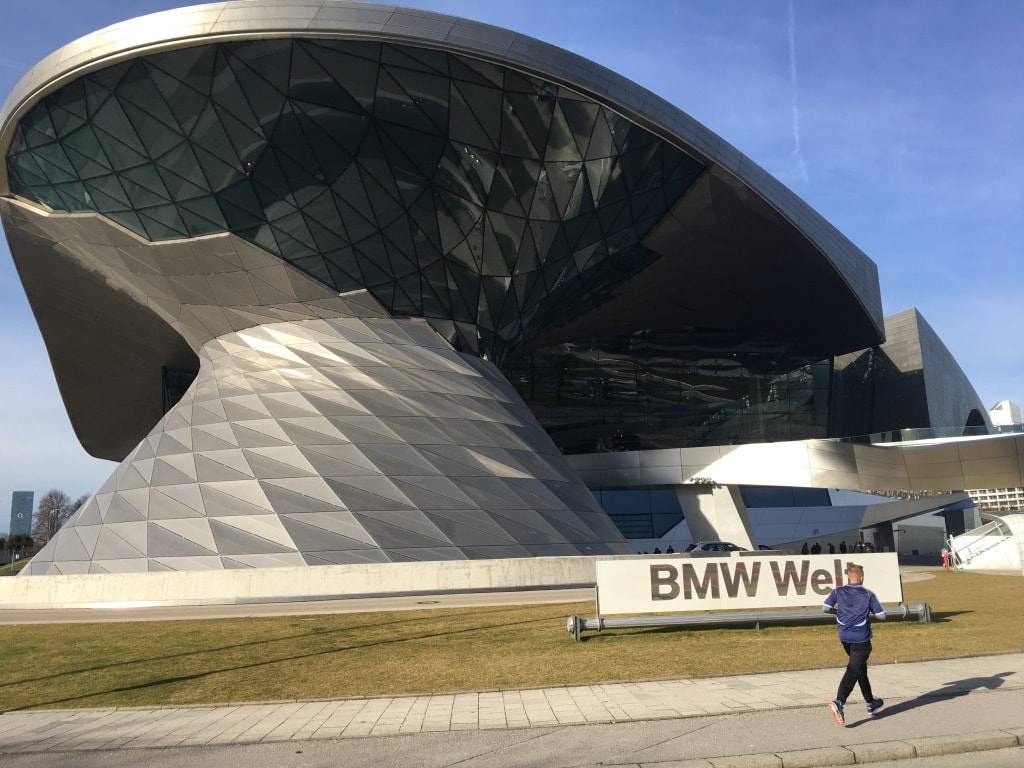 Світ-BMW і музей німецького автогіганта