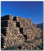 Головна   пам'ятка Тенеріфе   - це, звичайно, ж національний парк Тейде (Parque Nacional de las Caсadas del Teide), серце острова