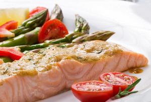 Завдяки рибній дієті нормалізується обмін речовин в організмі, в результаті чого людина починає втрачати непотрібні кілограми