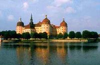 Флоренцією на Ельбі, перлиною бароко - так називали Дрезден - місто землі Саксонія